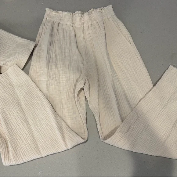 Rails Textured Top and Pants Set in Cream - Picture 6 of 6